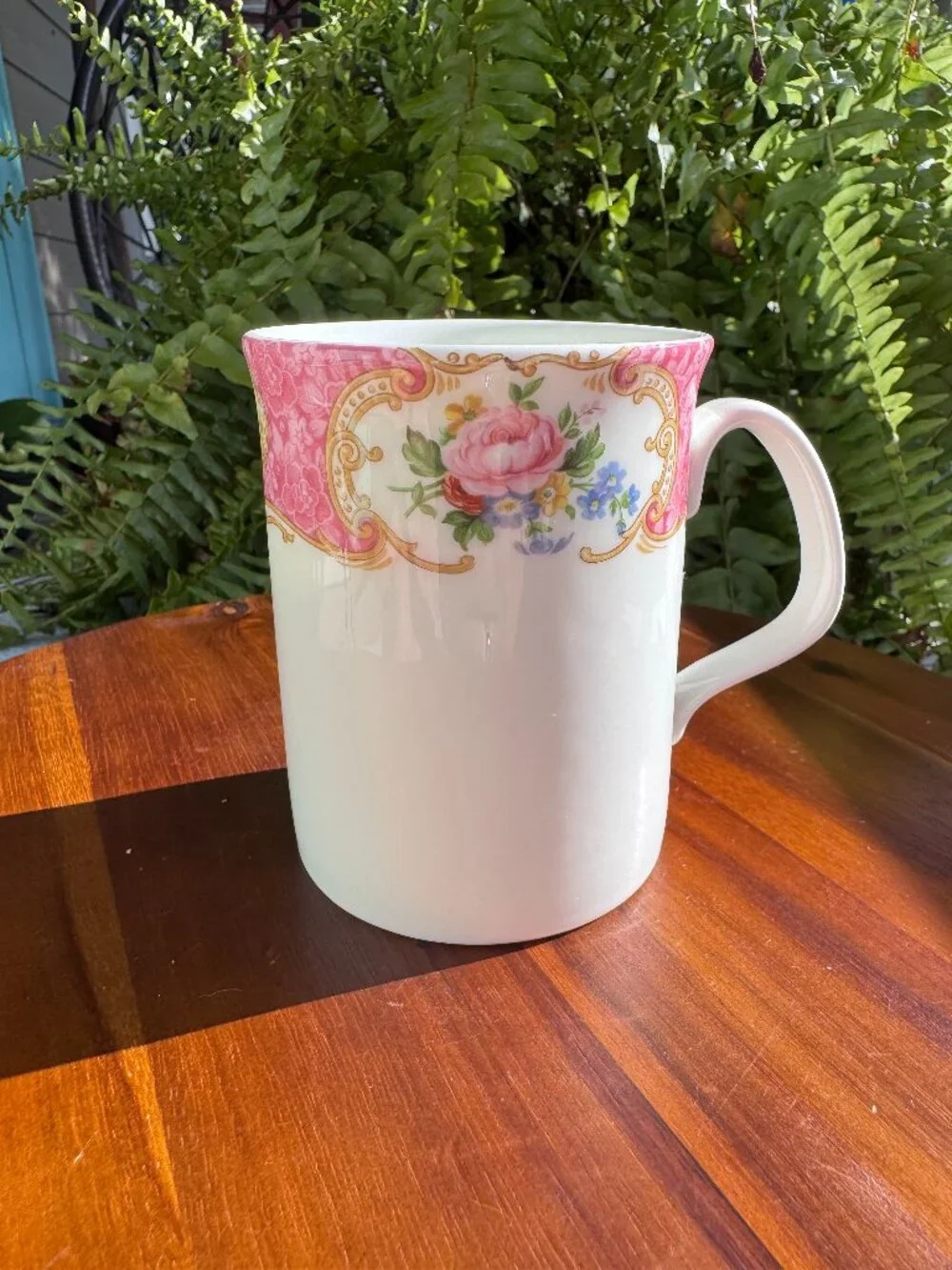 Royal Albert Lady Carlyle Mug Vintage Fine Bone China Pink Floral Coffee Cup